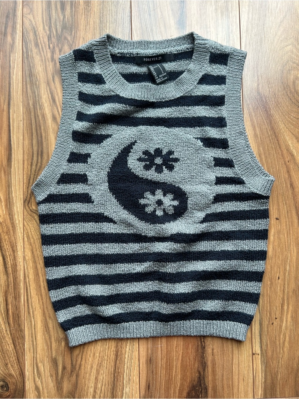 Forever 21 Black & Gray Striped Yin-Yang Knit Crop Tank